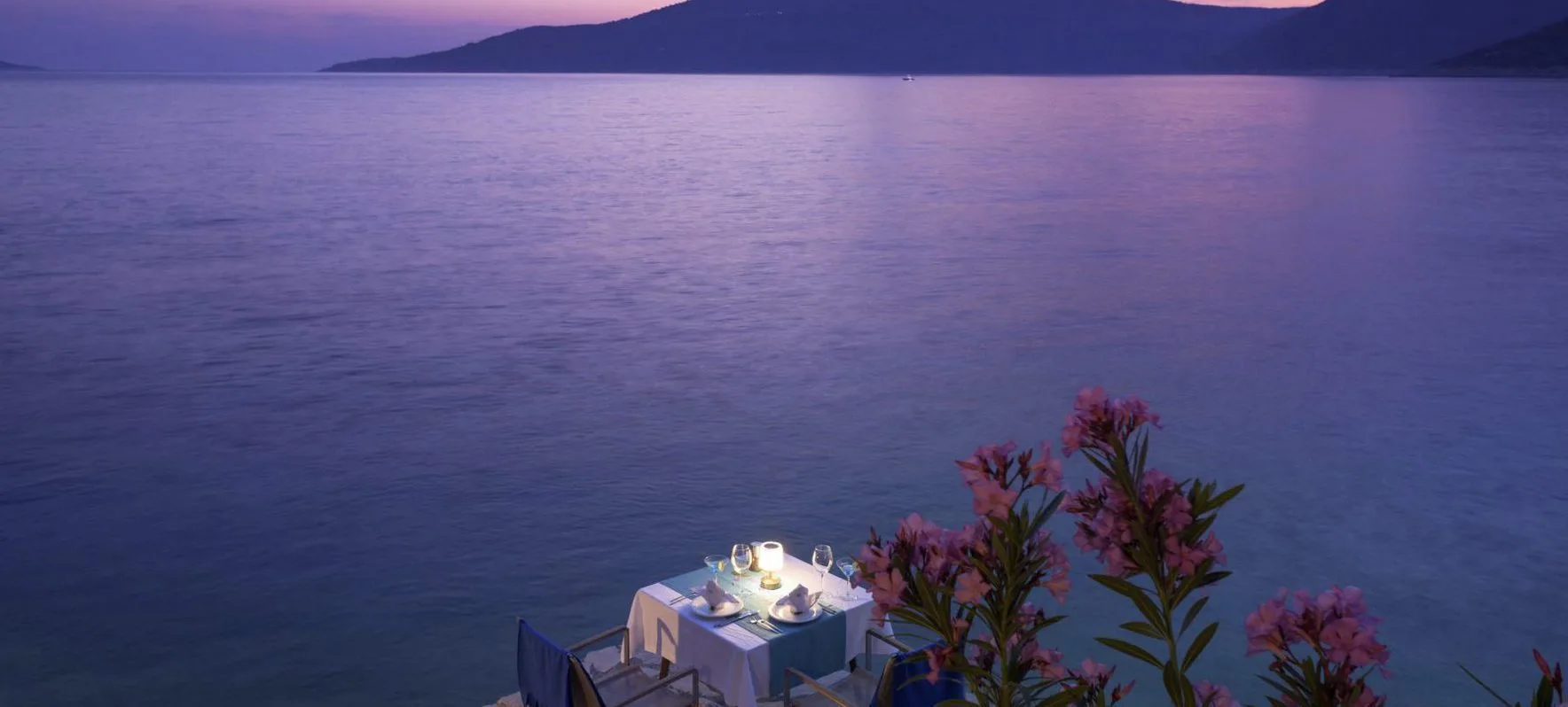 Waterside Dining